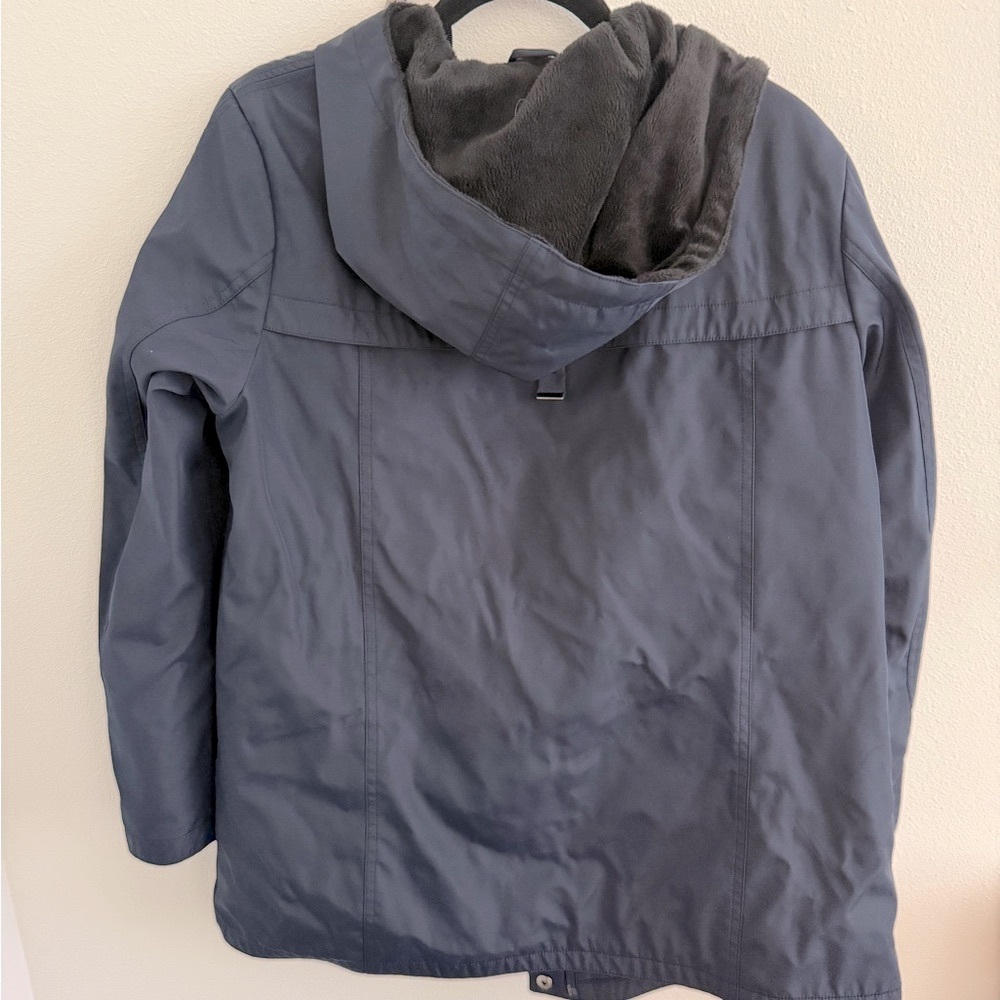 Weatherproof Navy Rain Jacket - Picture 4 of 4